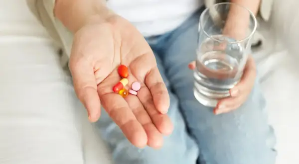 Jakie leki na pasożyty są skuteczne? Dawkowanie, skutki uboczne i profilaktyka