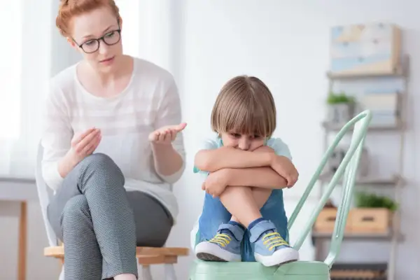 Skąd się bierze autyzm? Odkryj złożone przyczyny i czynniki wpływające